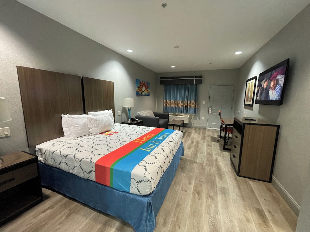 Haven Inn & Suites 17/63