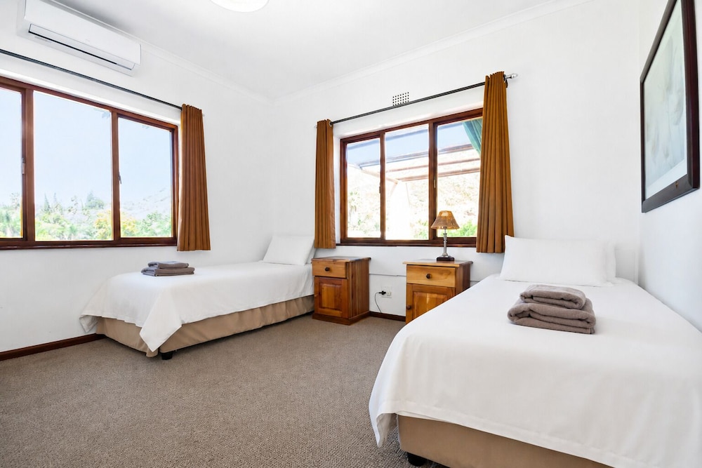 Montagu Springs Resort 12/50