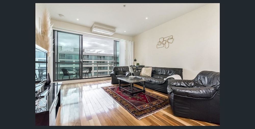 The Waterfront Apartments Geelong 26/40
