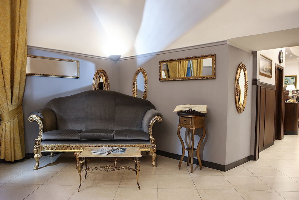 Grand Hotel Capodimonte 34/58