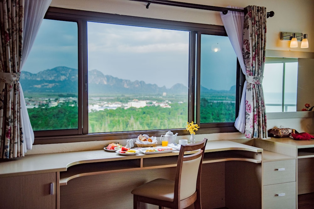Golden Beach Cha Am Hotel 29/50