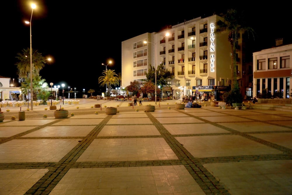 Ridvan Hotel 9/69