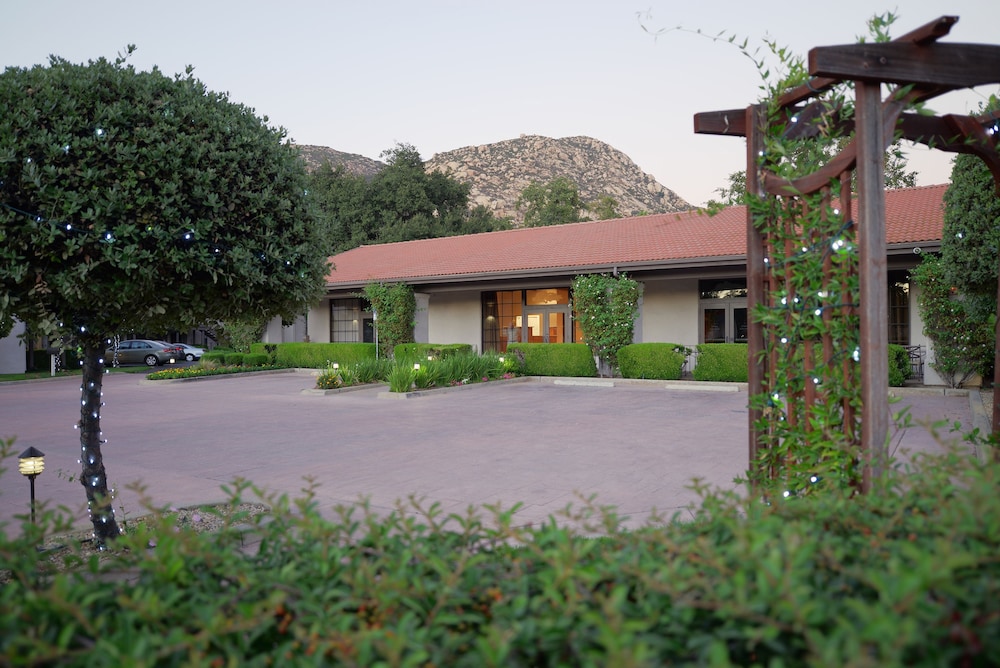 Riviera Oaks Resort & Racquet Club 71/76