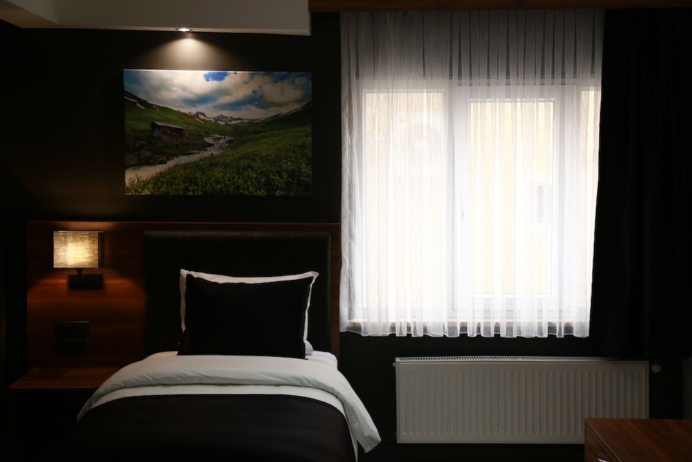 Azra Suite Otel 28/50