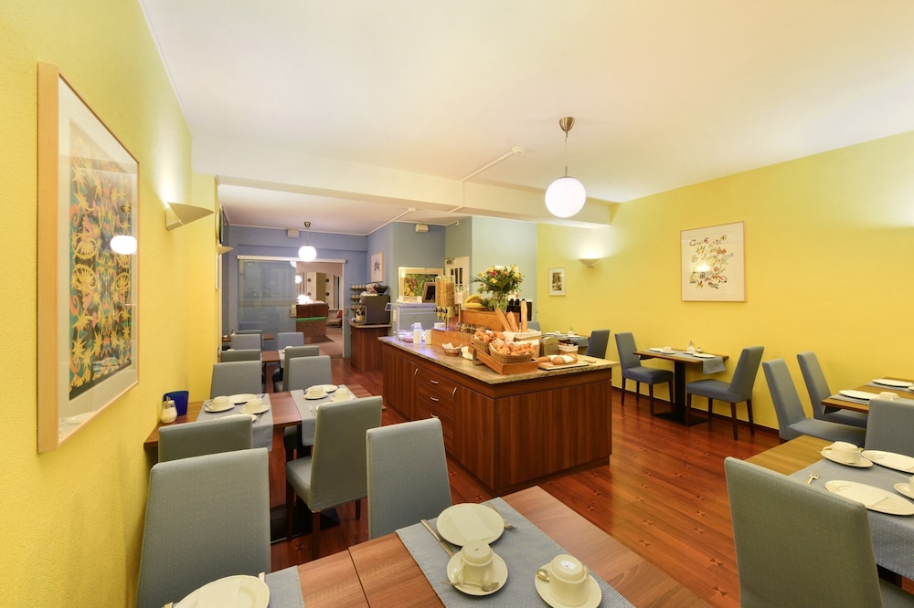 Bellerive Hotel 30/50