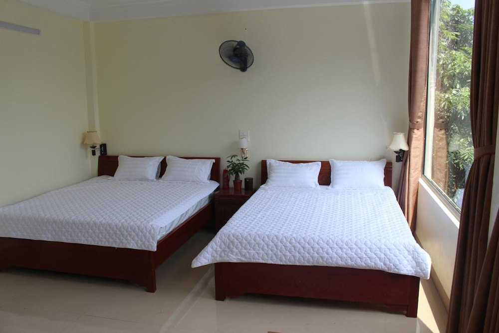 Sierra Homestay 15/65