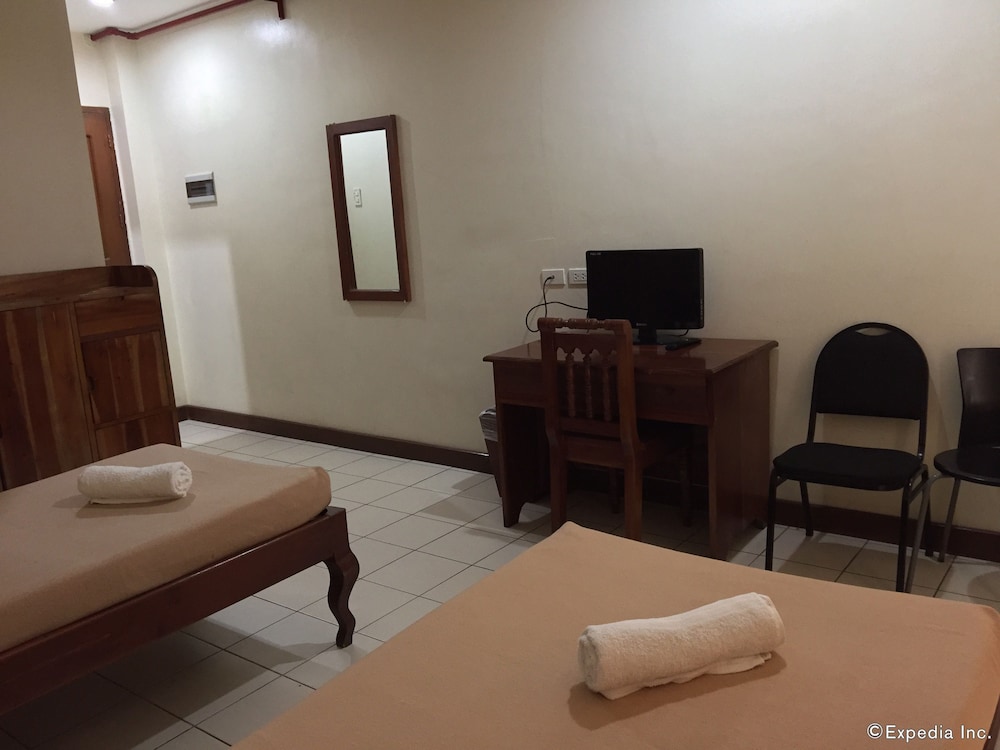 El Haciendero Private Hotel 47/49