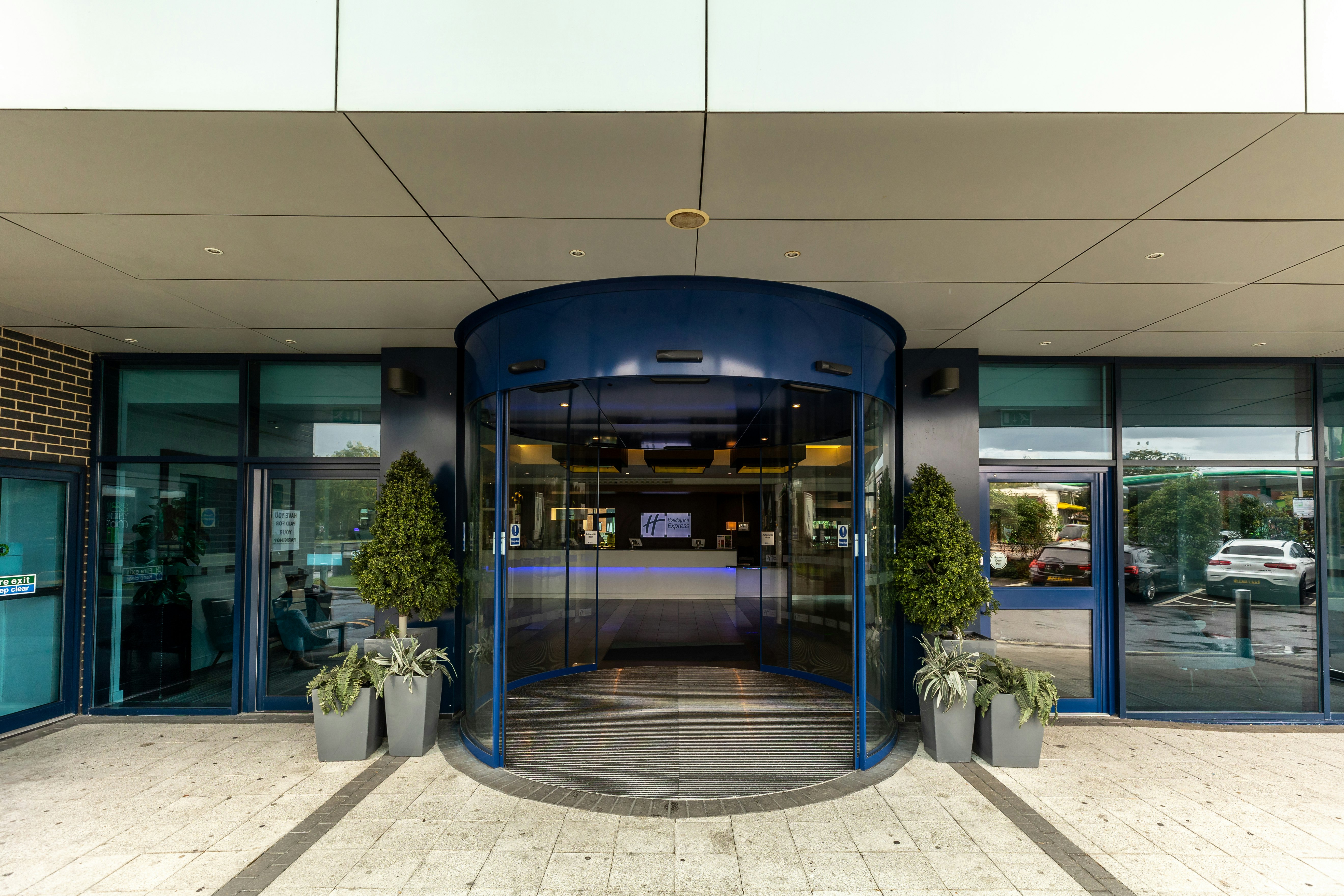 Holiday Inn Express London Heathrow T5 7/70