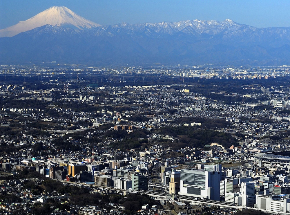 Associa Shin Yokohama 67/73