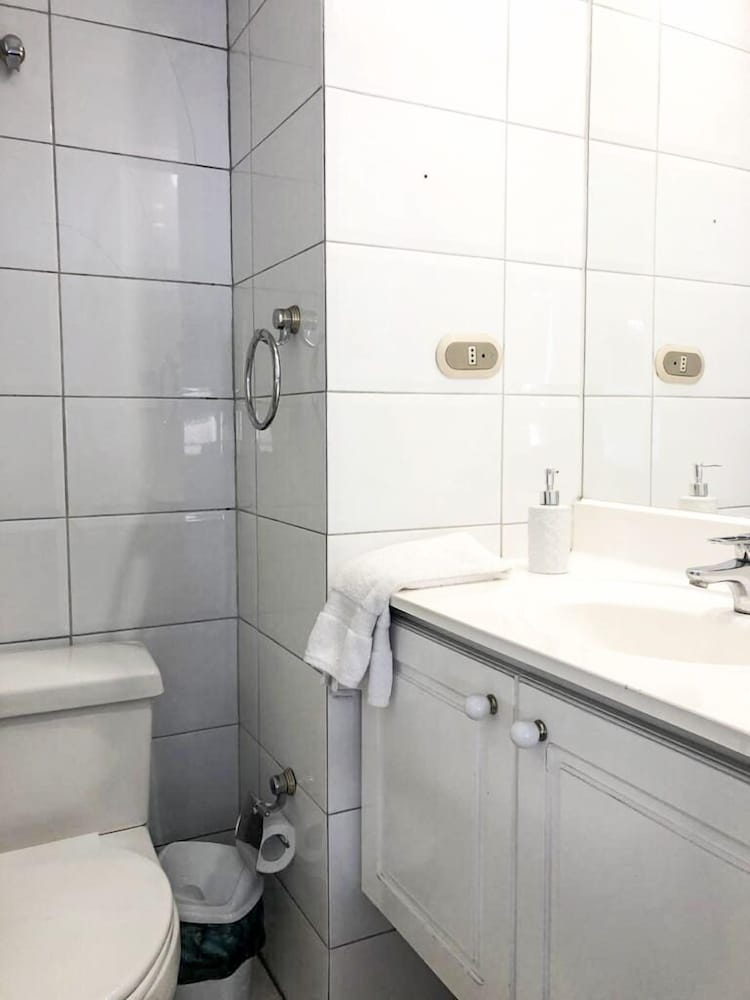 Apartamentos Costanera Centre 48/50