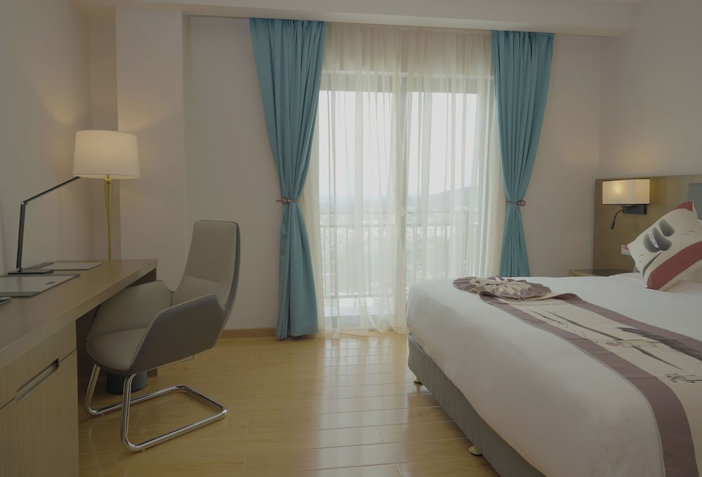 Stay Easy Plus Hotel 20/38