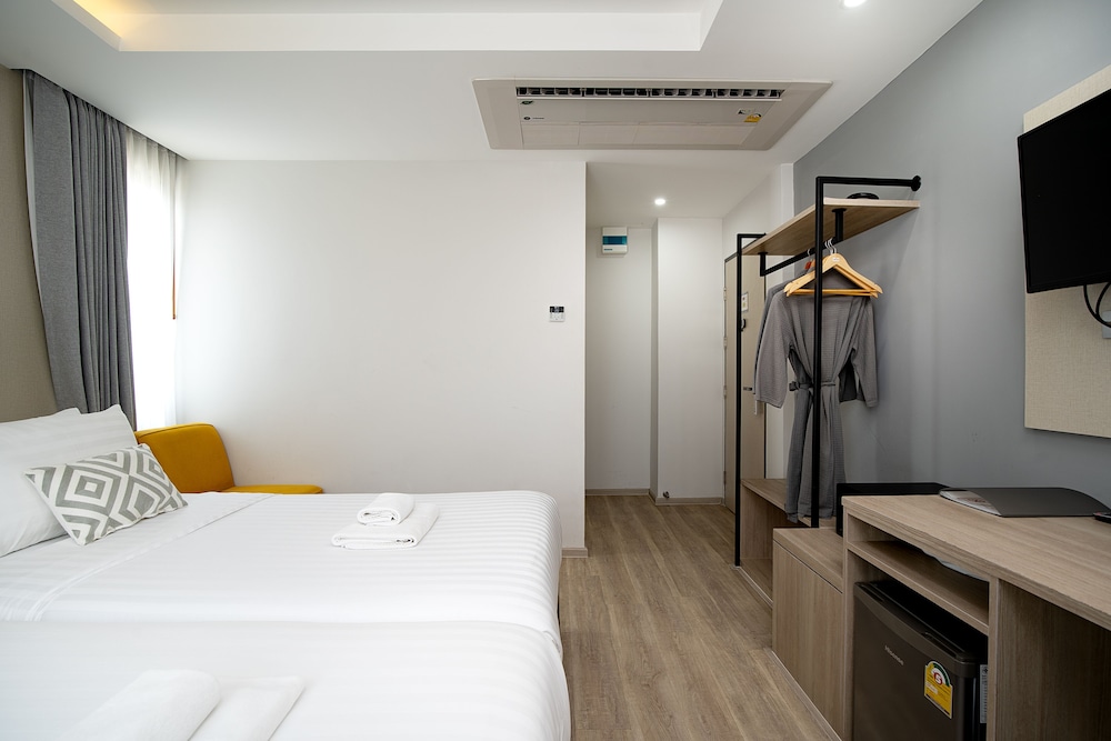 Superior, Twin Beds