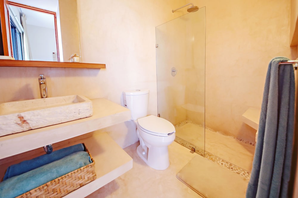 Casa Astral Holbox Boutique and Apartments 64/65