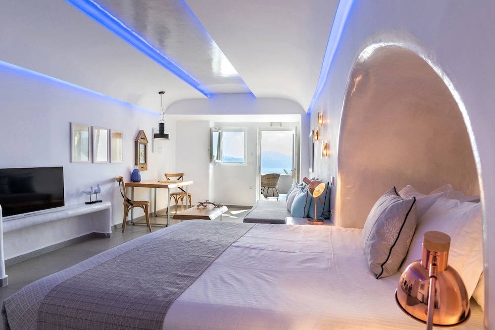 Secret Legend Suites - Adults Only 13/50