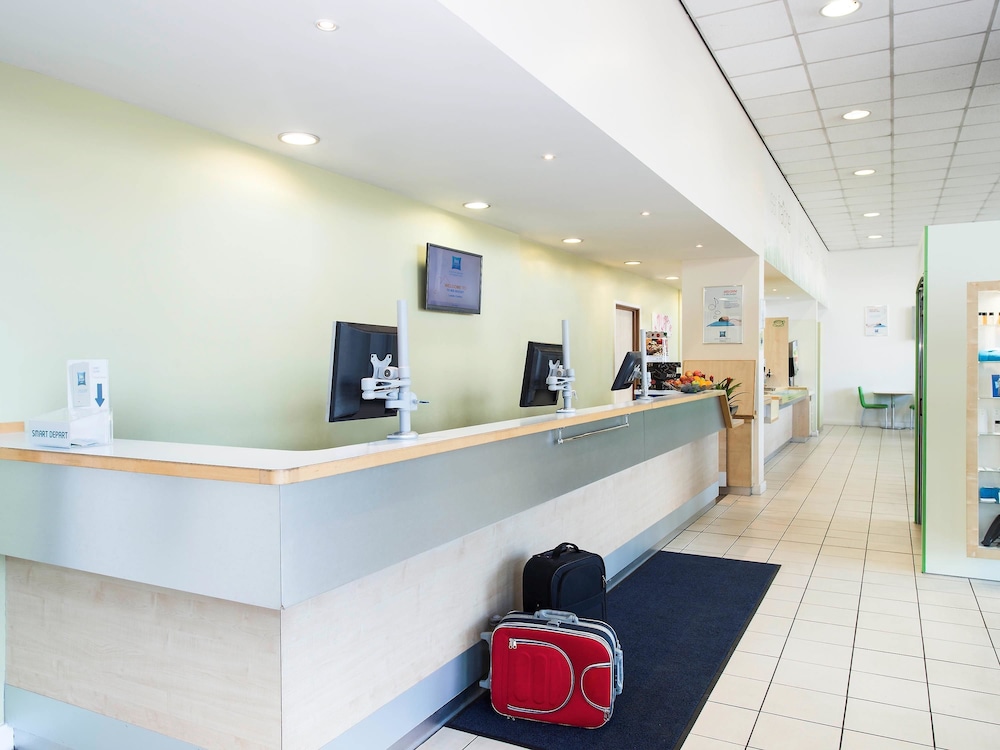Ibis Budget Leeds Centre Crown Point Road 10/63