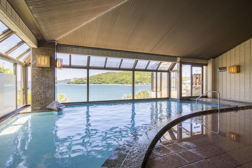 Toba Seaside Hotel 22/54