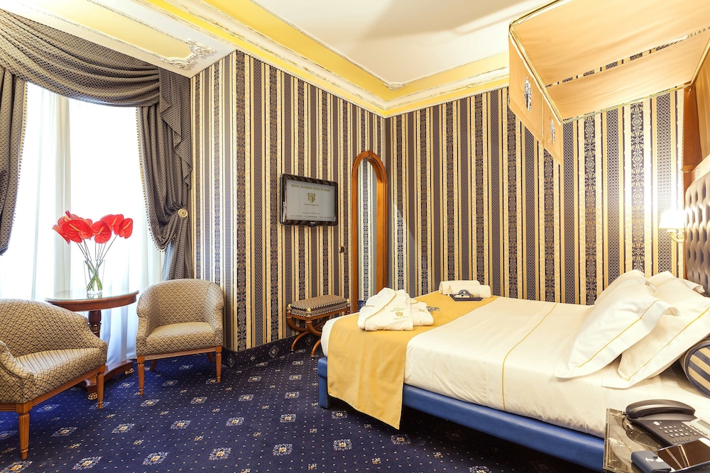 Hotel Manfredi Suite in Rome 30/94