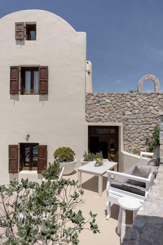 Zatrikion Villas Santorini 4/47