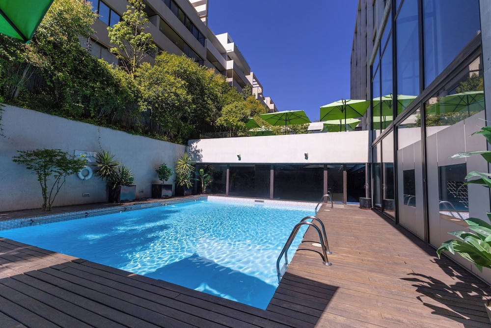 Wyndham Santiago Pettra 83/85