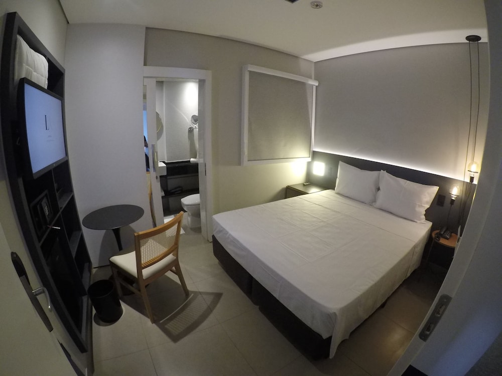 LA Hotel Votuporanga 10/28