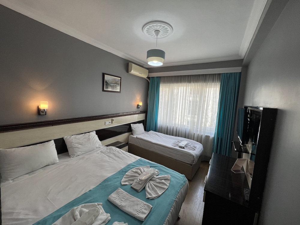 CLASSIC, DOUBLE OR SINGLE BED