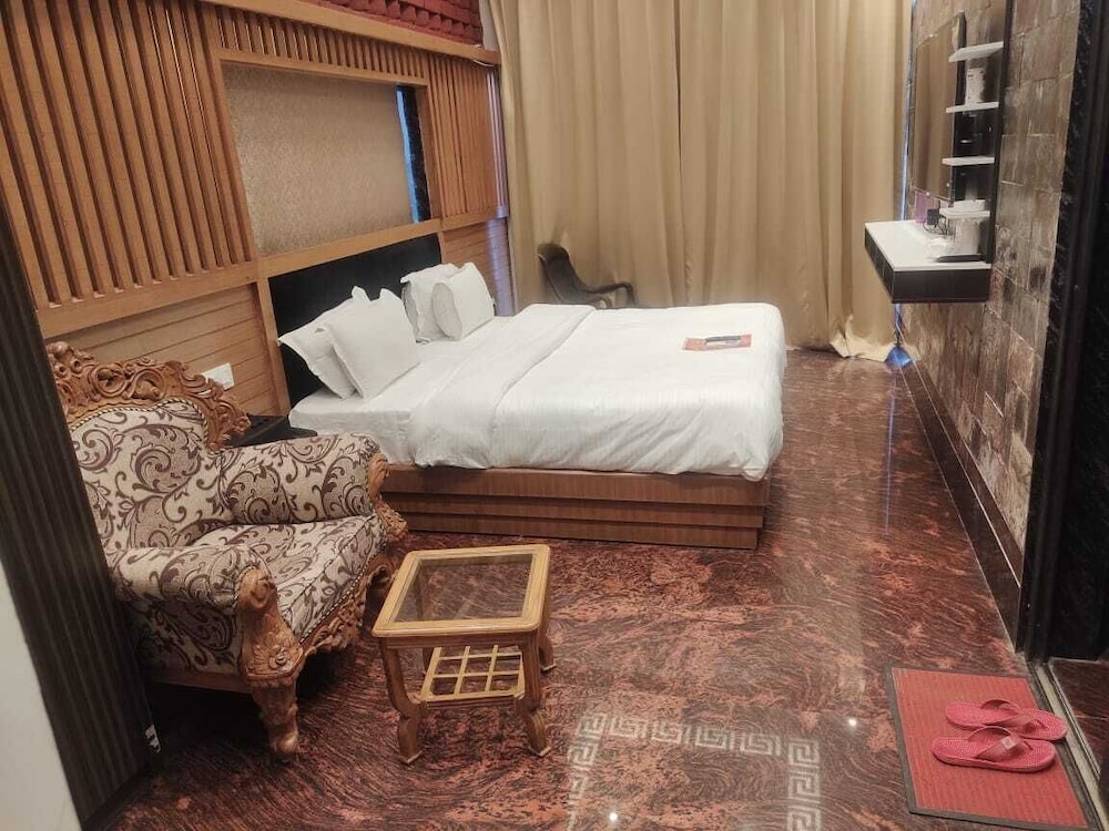 Hotel Stay At Green View 23/47