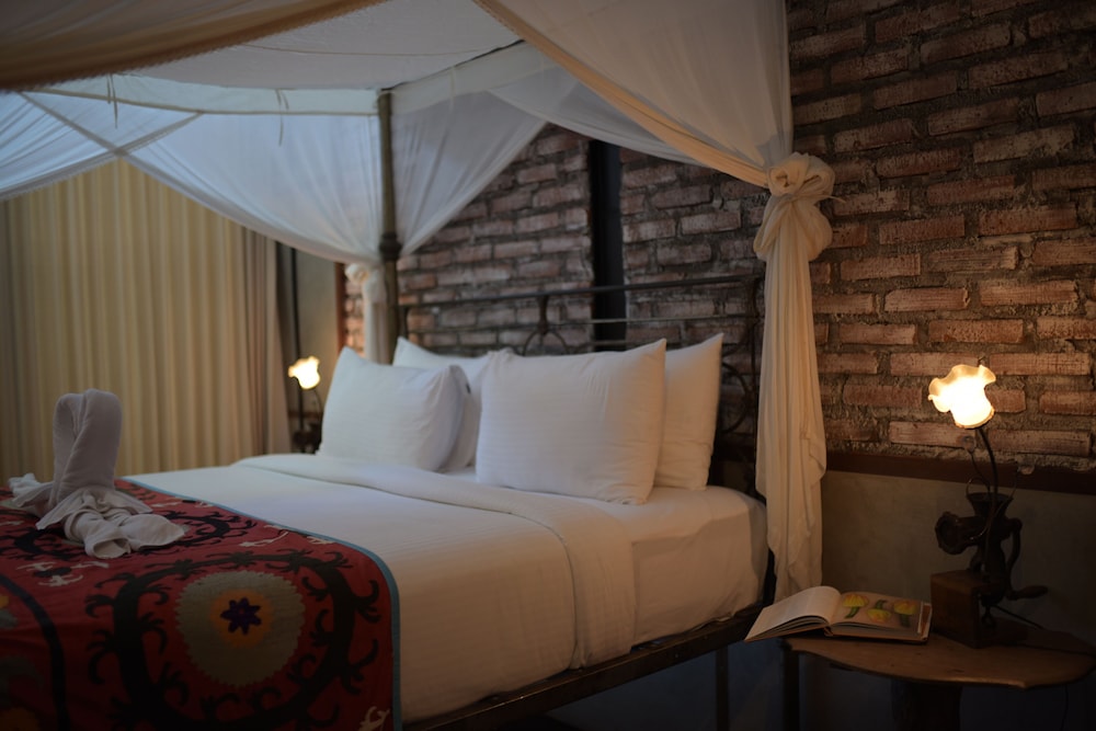 Taman Nauli Bed & Breakfast 6/21