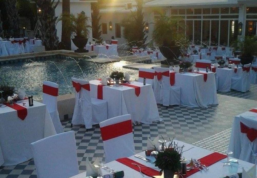 Coco Ocean Resort and Spa 39/55