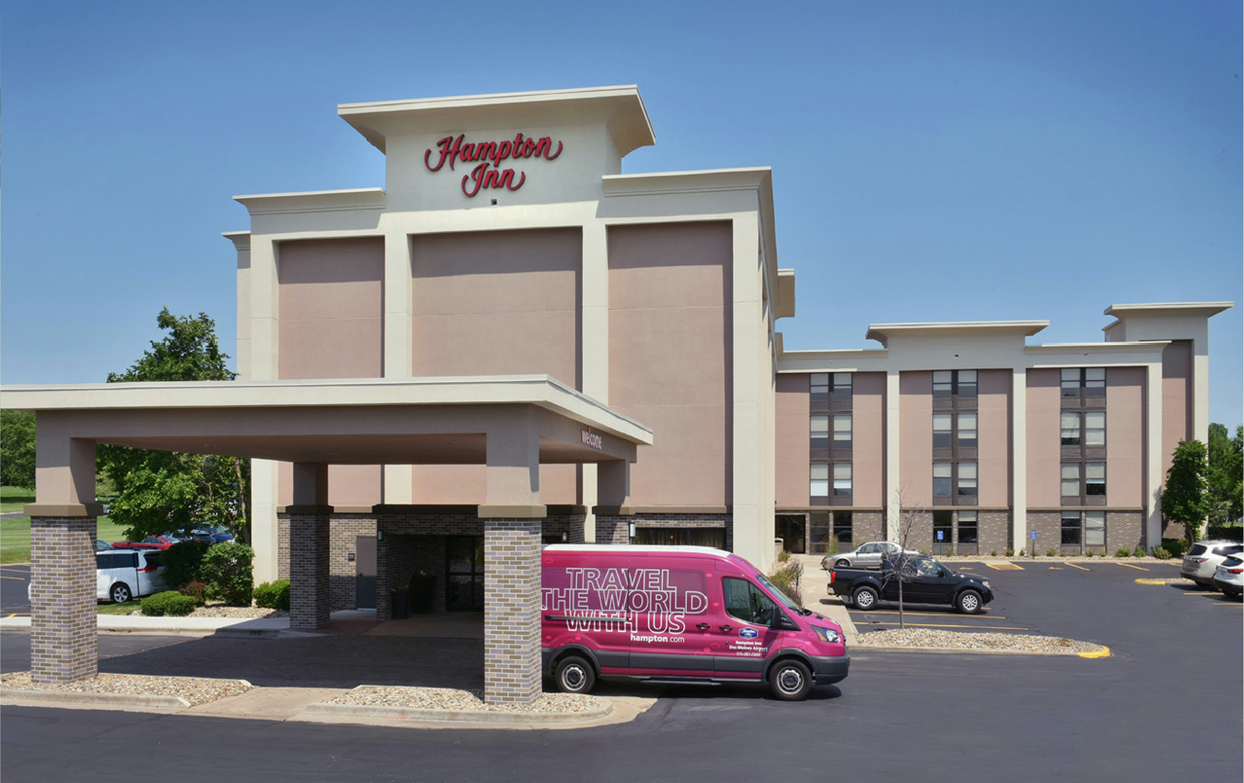 Hampton Inn Des Moines-Airport 22/24