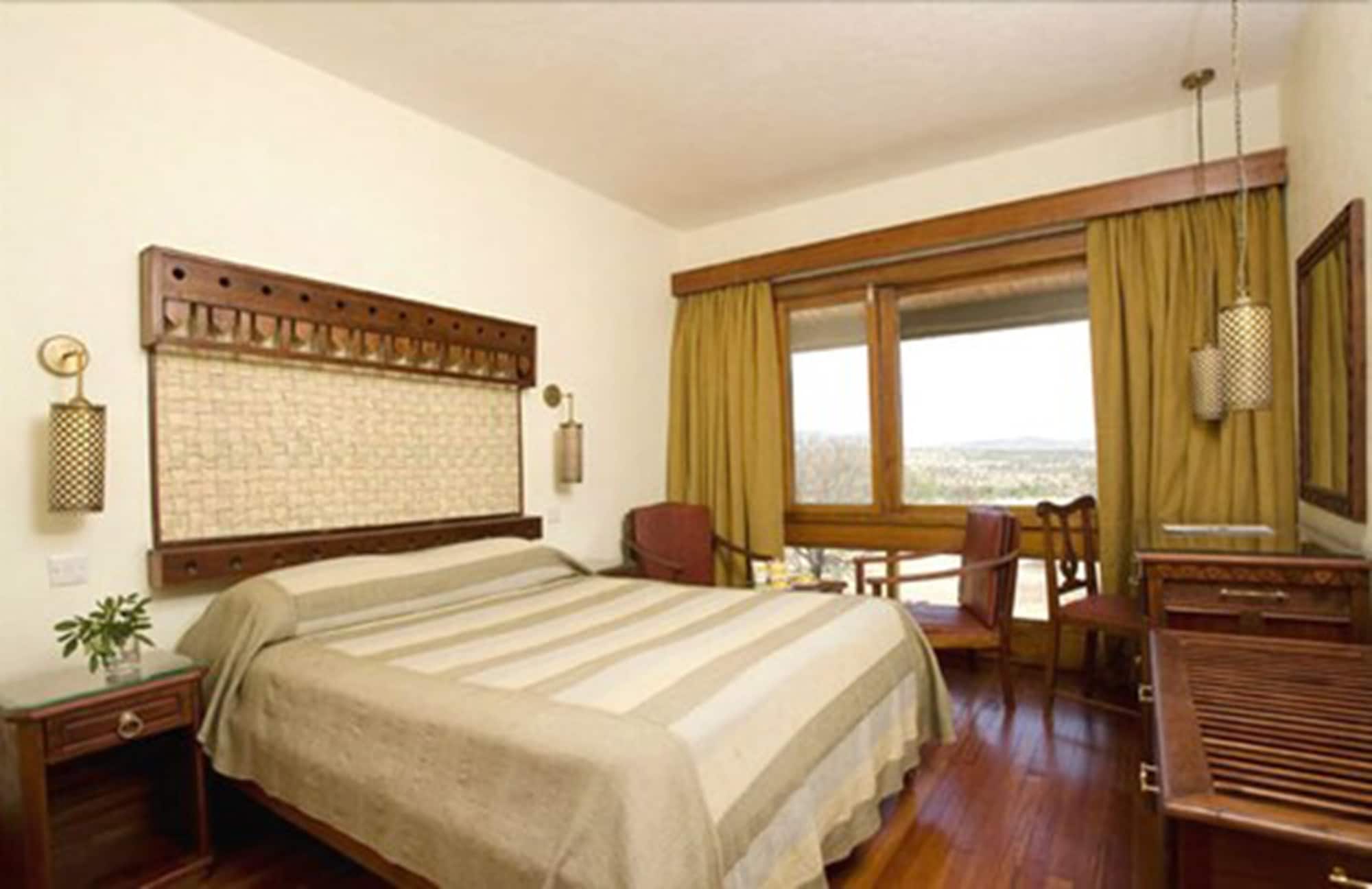 Room at Lobo Wildlife Lodge, SERENGETI NATIONAL PARK