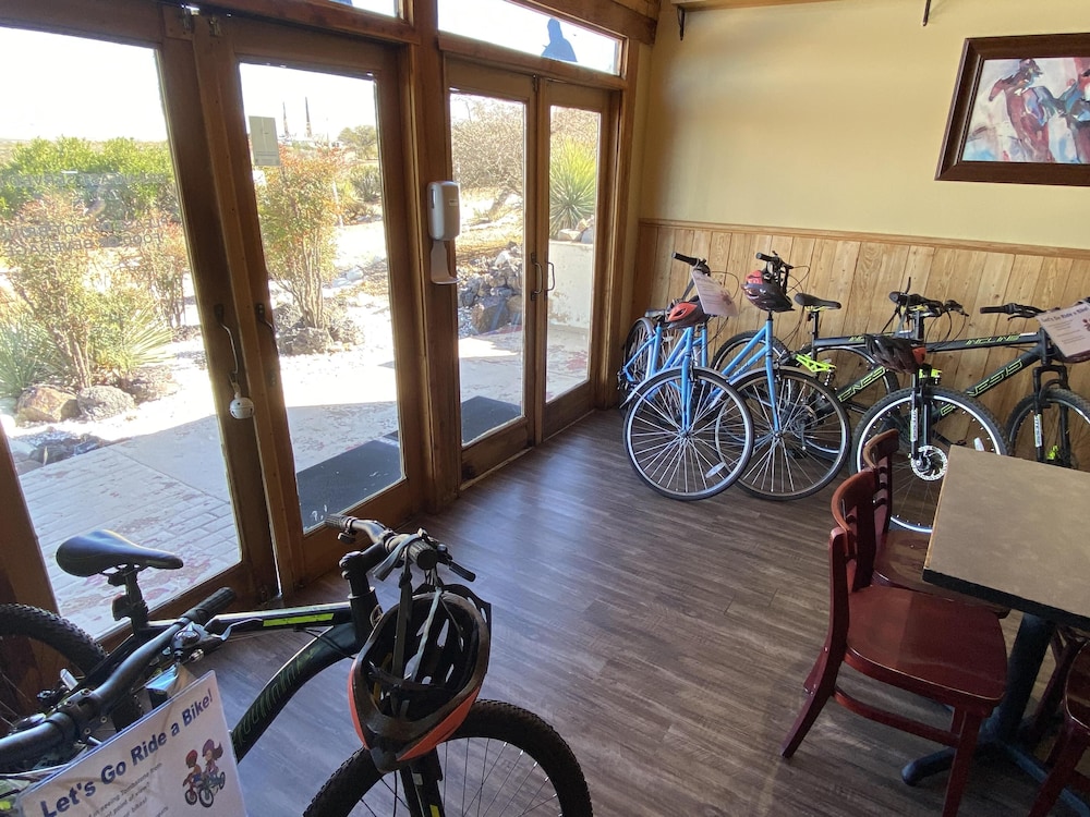 Tombstone Lookout Lodge, SureStay Collection by Best Western 25/49