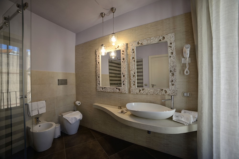 Terrazzani Suite 36/44