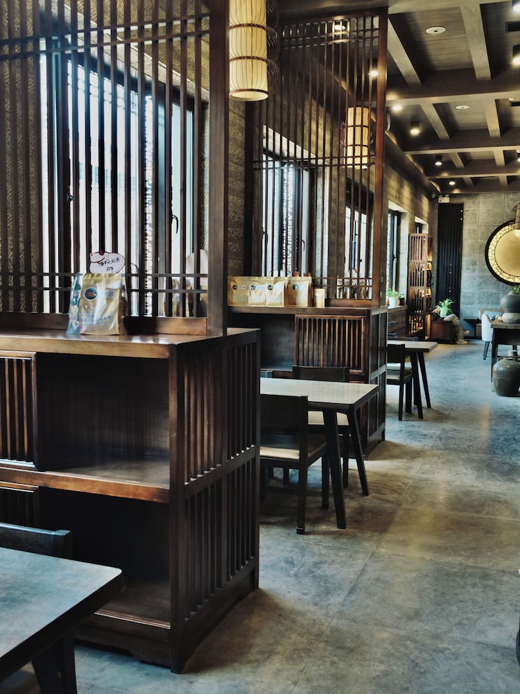 Elsewhere Gongji Hotel 38/50