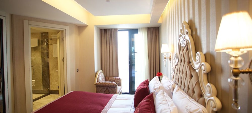 ANTHEMIS HOTEL 41/71