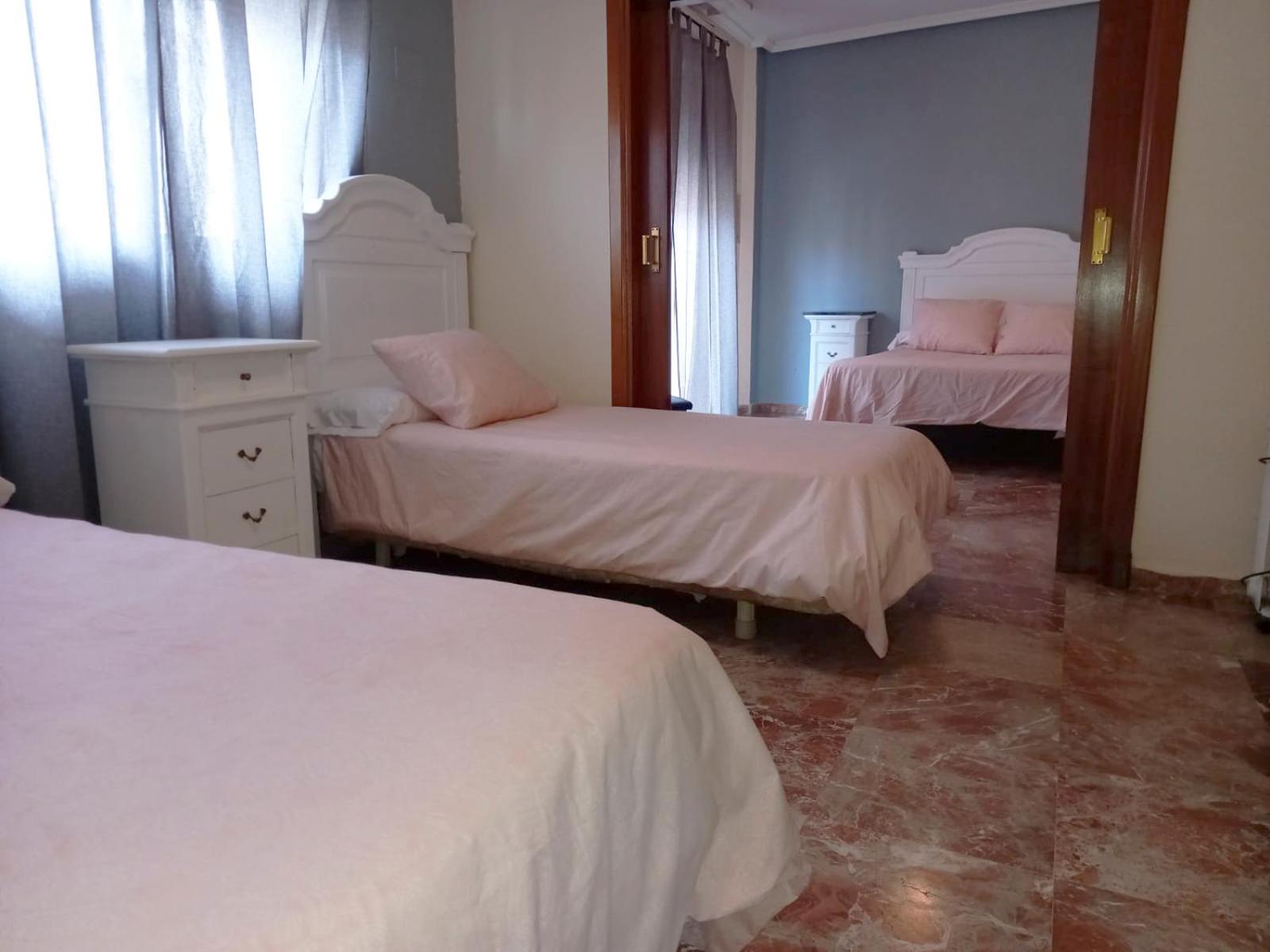 Room, Quadruple, with Fan