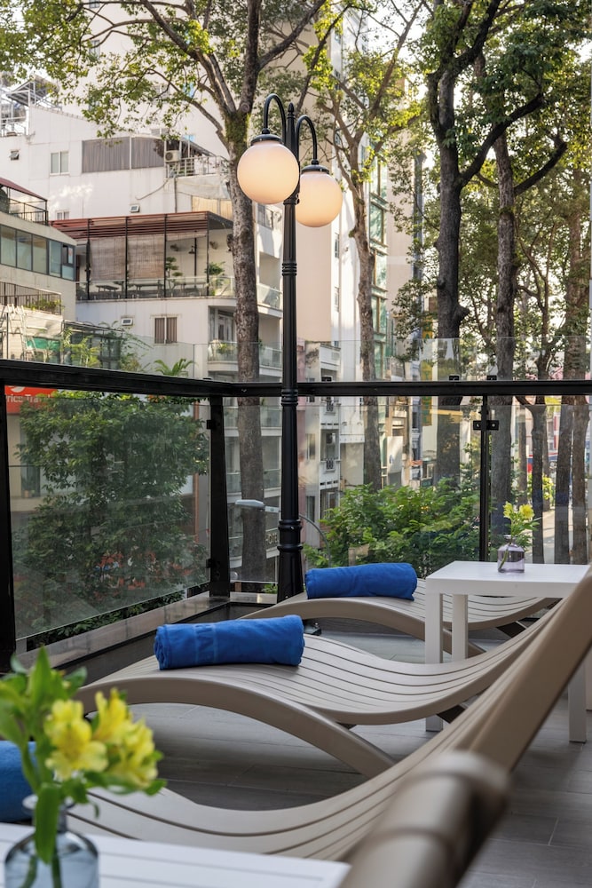 Harmony Saigon Hotel And Spa 41/45