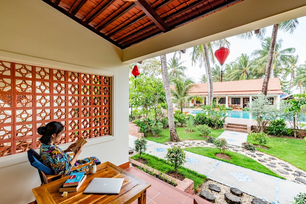 Hula Hula Beachfront Phu Quoc 60/73