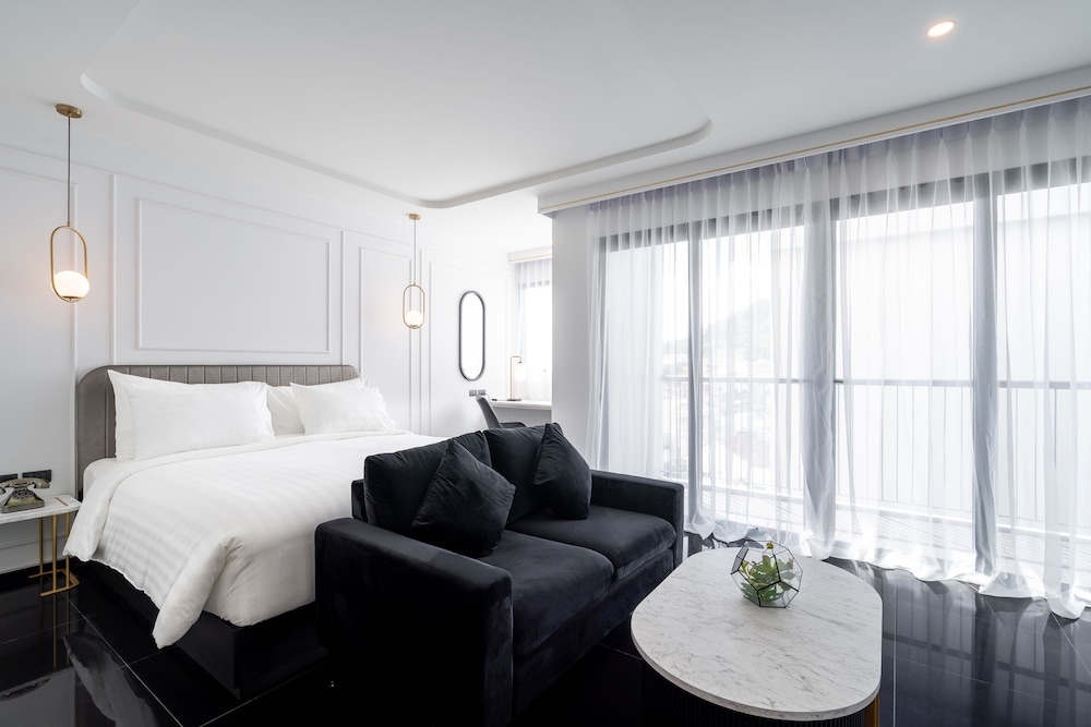 Ratri Hotel Phuket Old Town 35/47