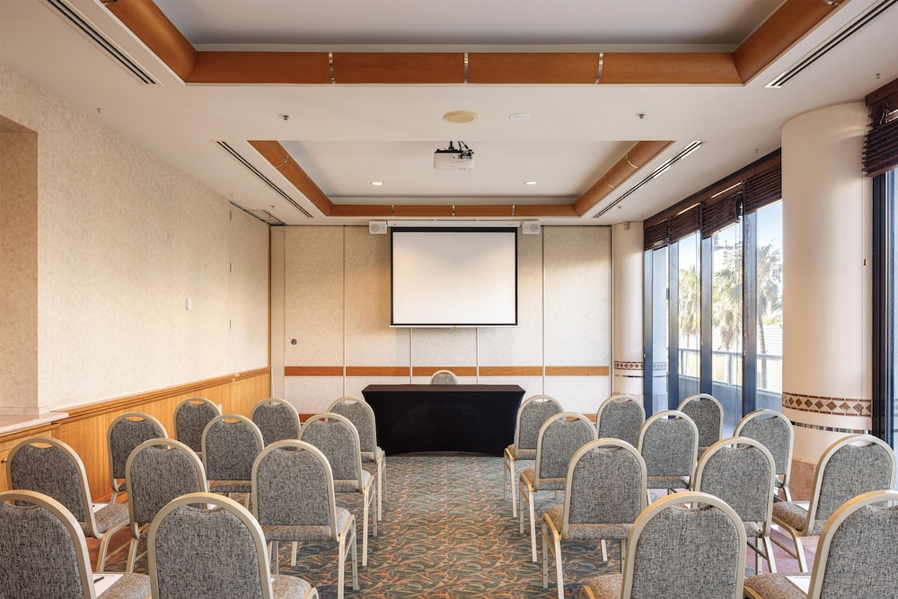 Oaks Gold Coast Hotel، Surfers Paradise، Gold Coast 61/75