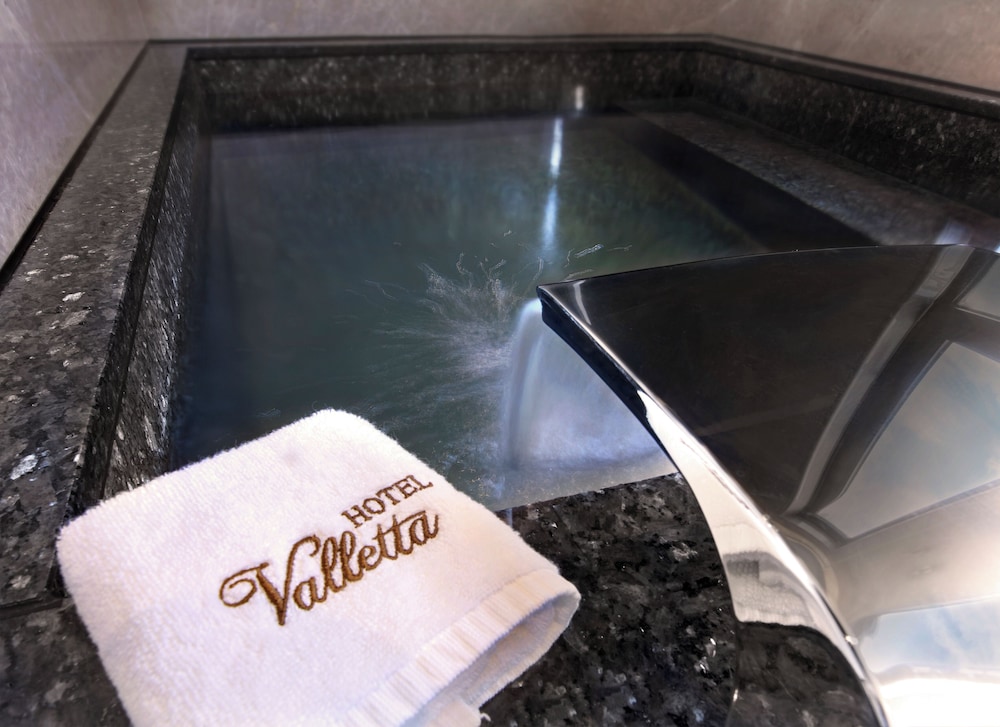 Hotel Valletta 38/50