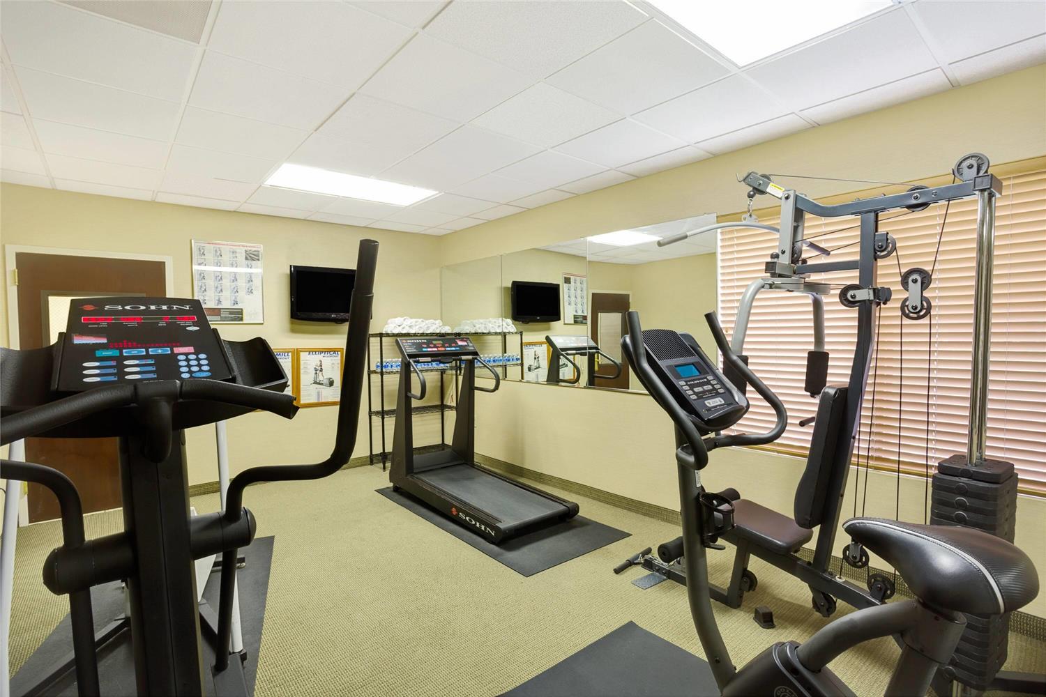 Wingate By Wyndham Raleigh Durham Airport 12/30