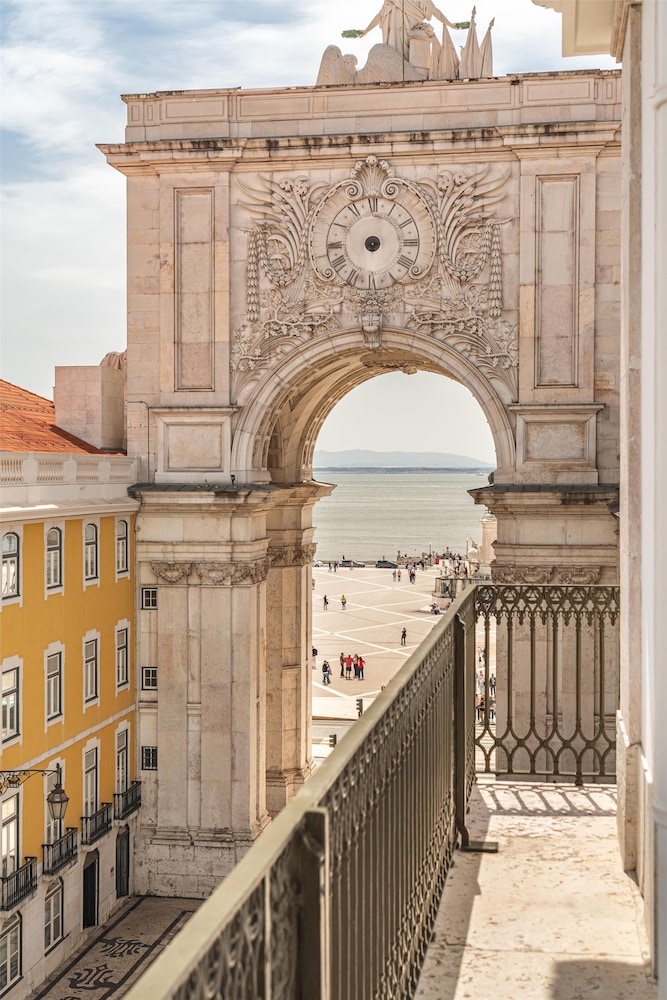 Andaz Lisbon 46/50