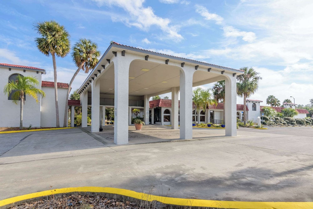Motel6 Spring Hill, FL - Weeki Wachee 49/64