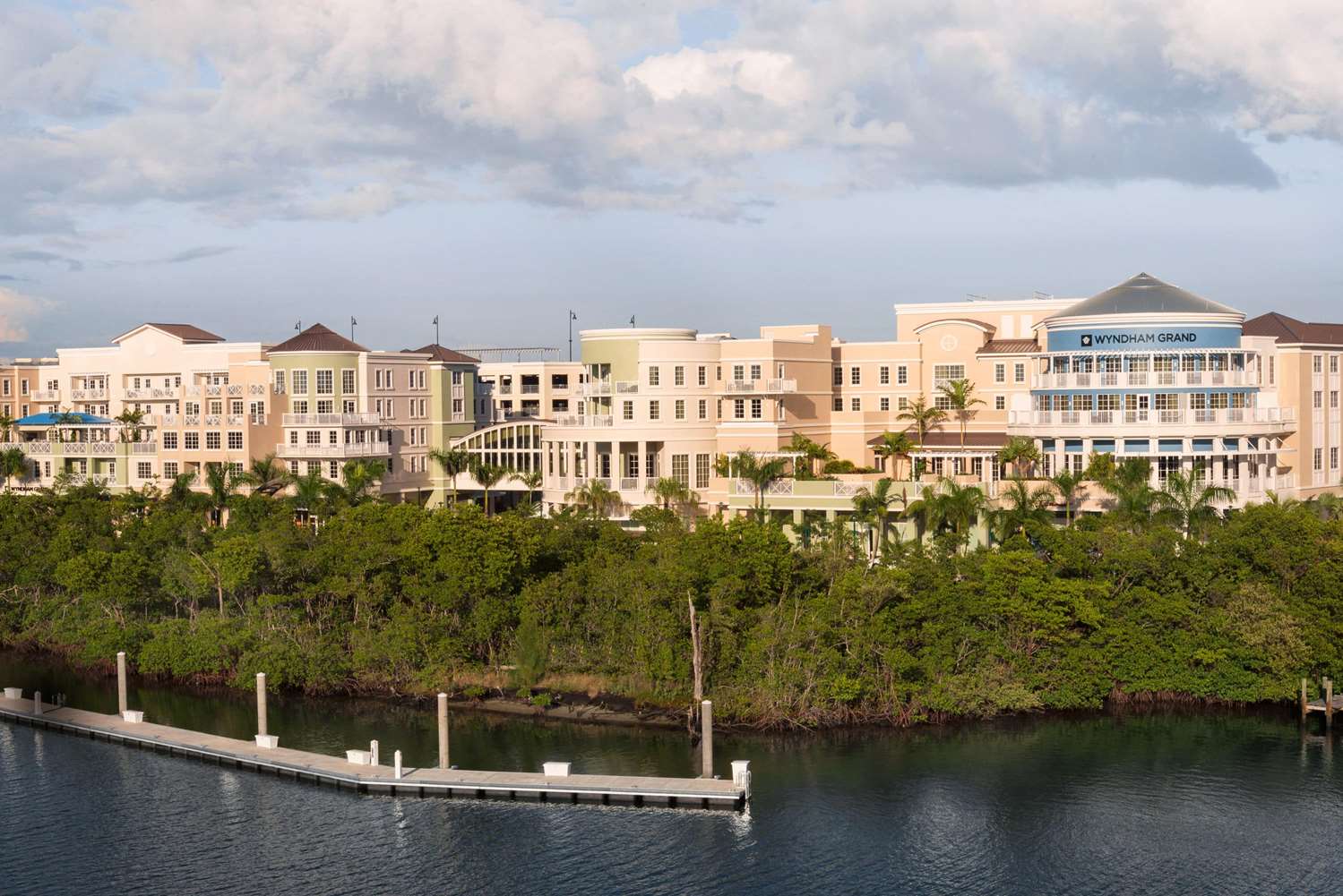 Wyndham Grand Jupiter at Harbourside Place 28/43