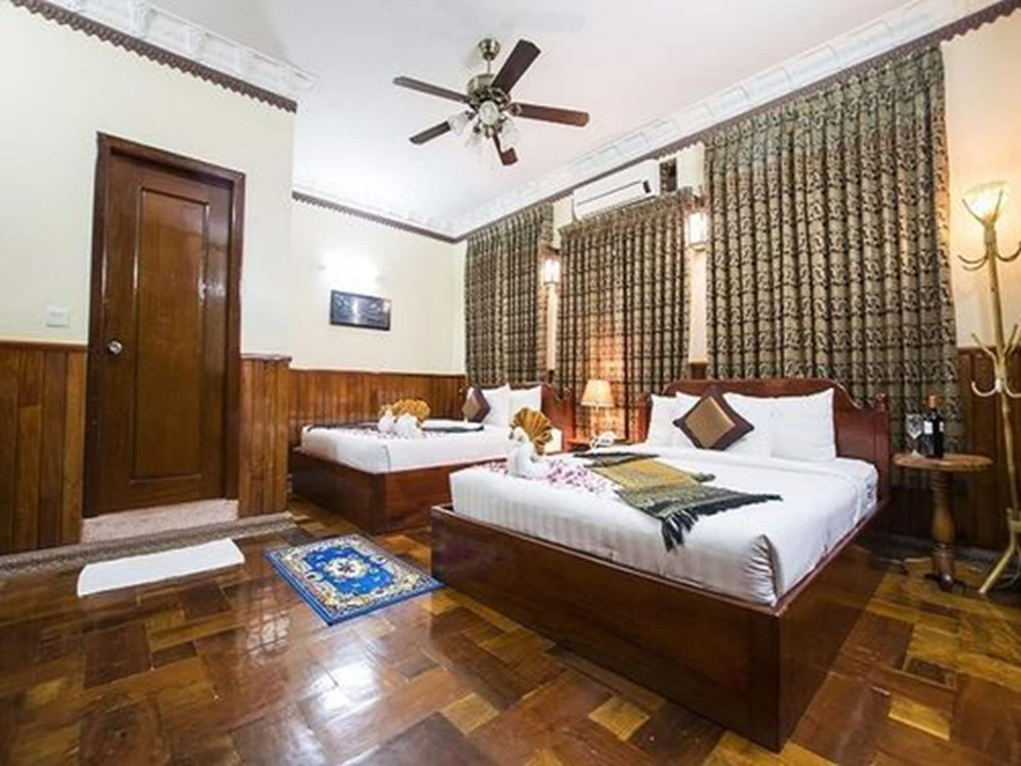 SUPERIOR, TWIN BEDS