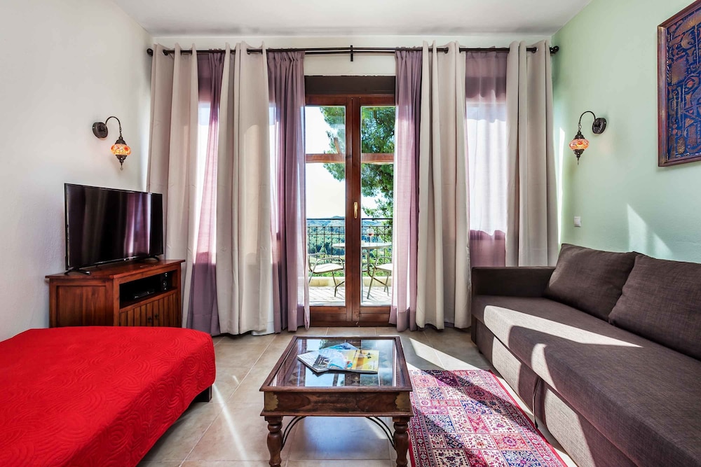 Akritas Ef Zin Villas & Suites 27/50