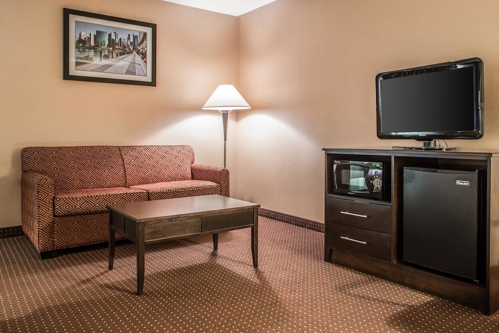 Quality Inn Elgin I-90 22/41