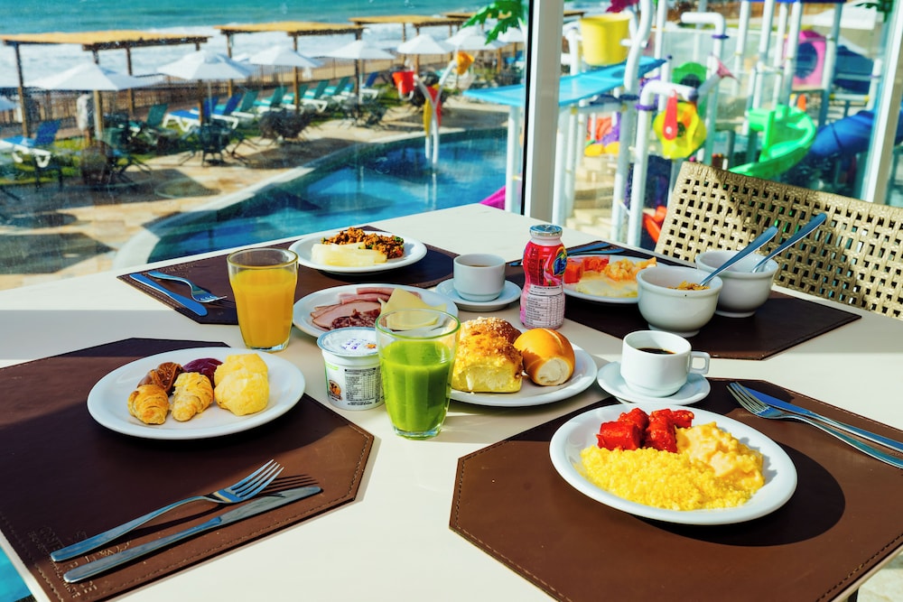 Costeira Palace Beach Resort All Inclusive 37/54