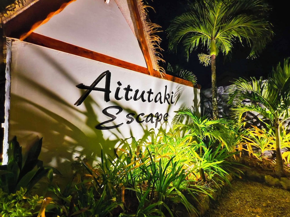 AITUTAKI ESCAPE 4/44