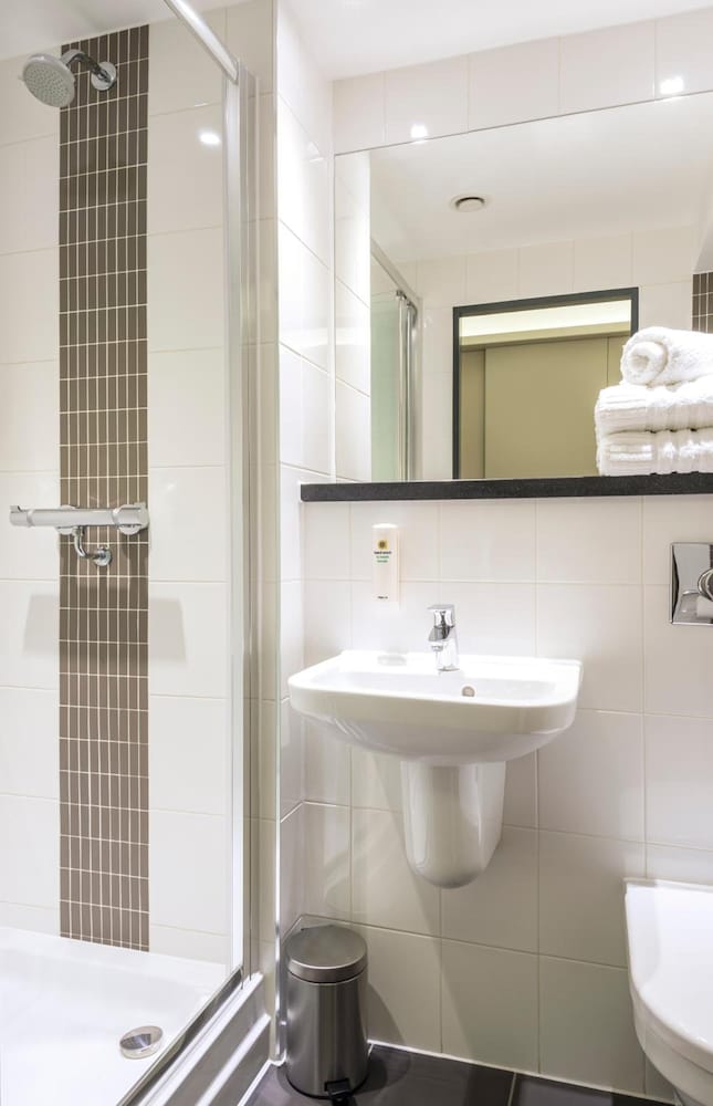 Point A Hotel London Canary Wharf 57/61